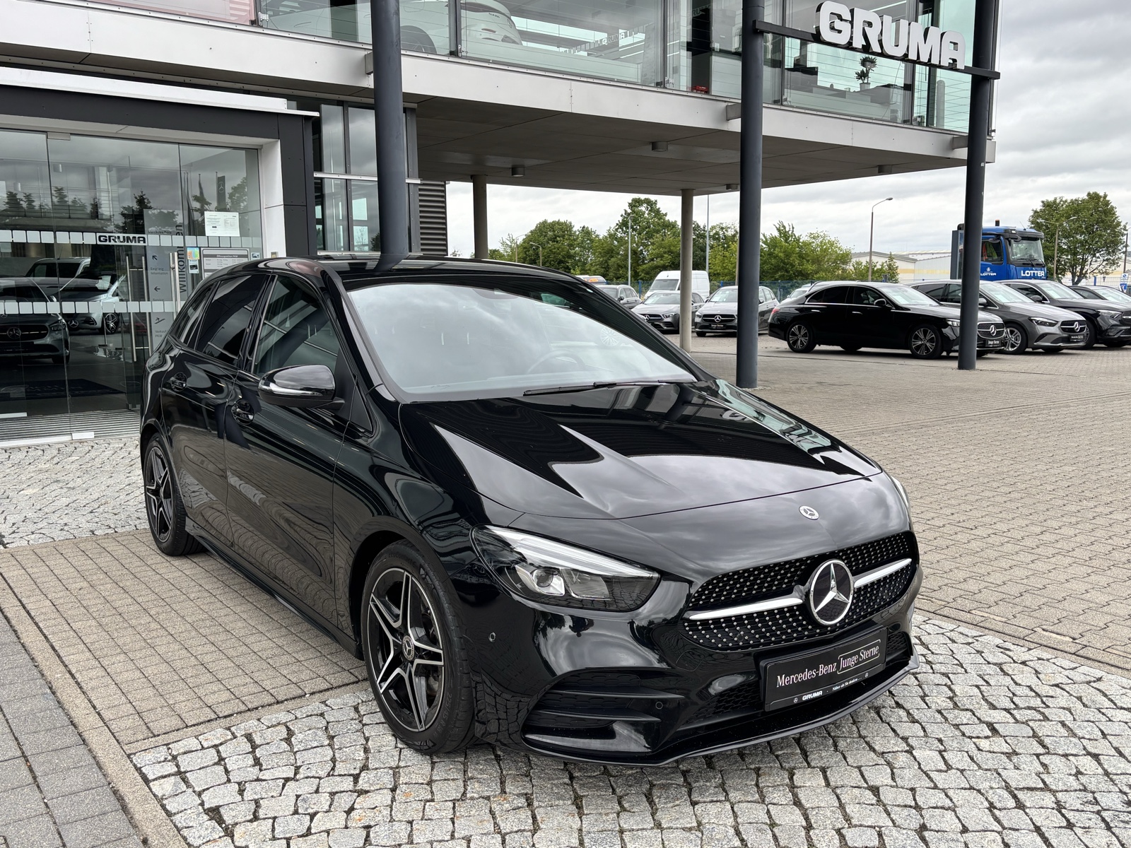 Mercedes-Benz B 220 d 4M