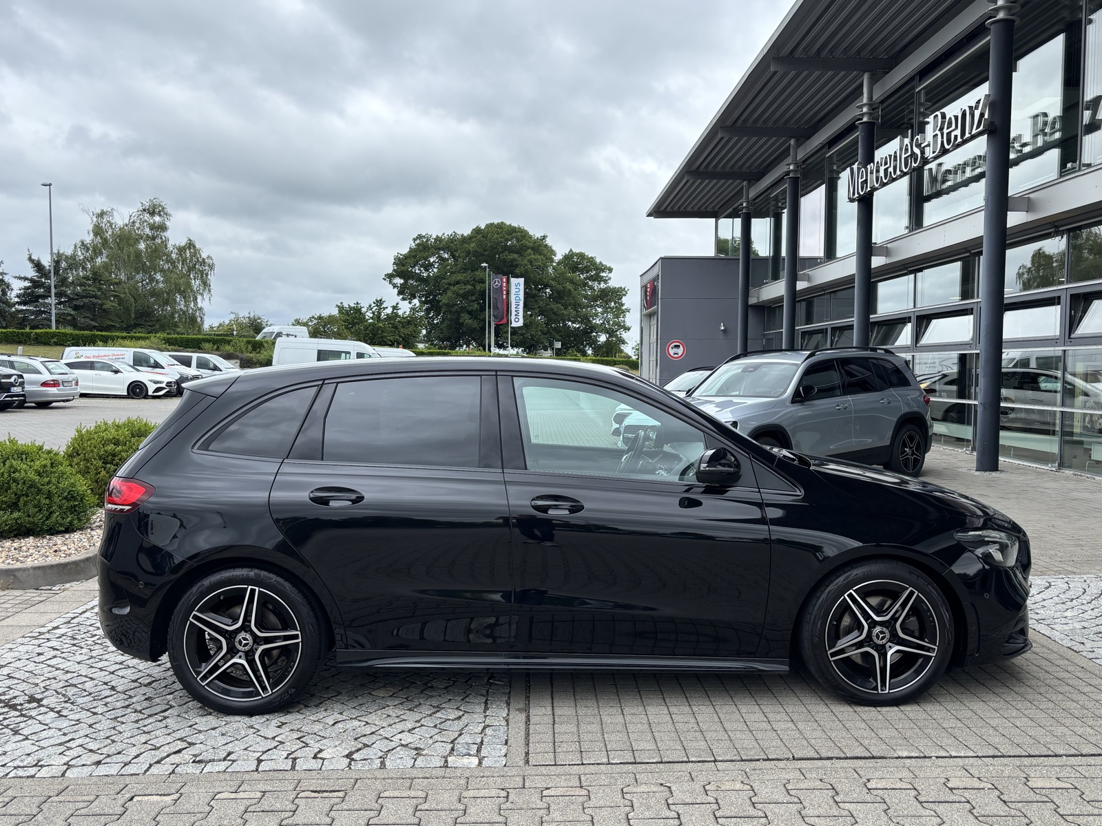 Mercedes-Benz B 220 d 4M