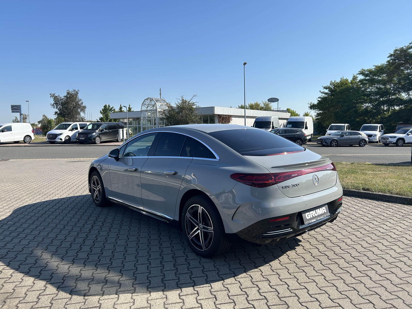 Mercedes-Benz EQE 300 