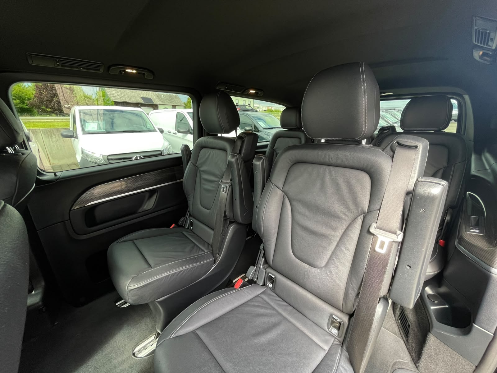 Mercedes-Benz EQV 300 AVANTGARDE Extralang