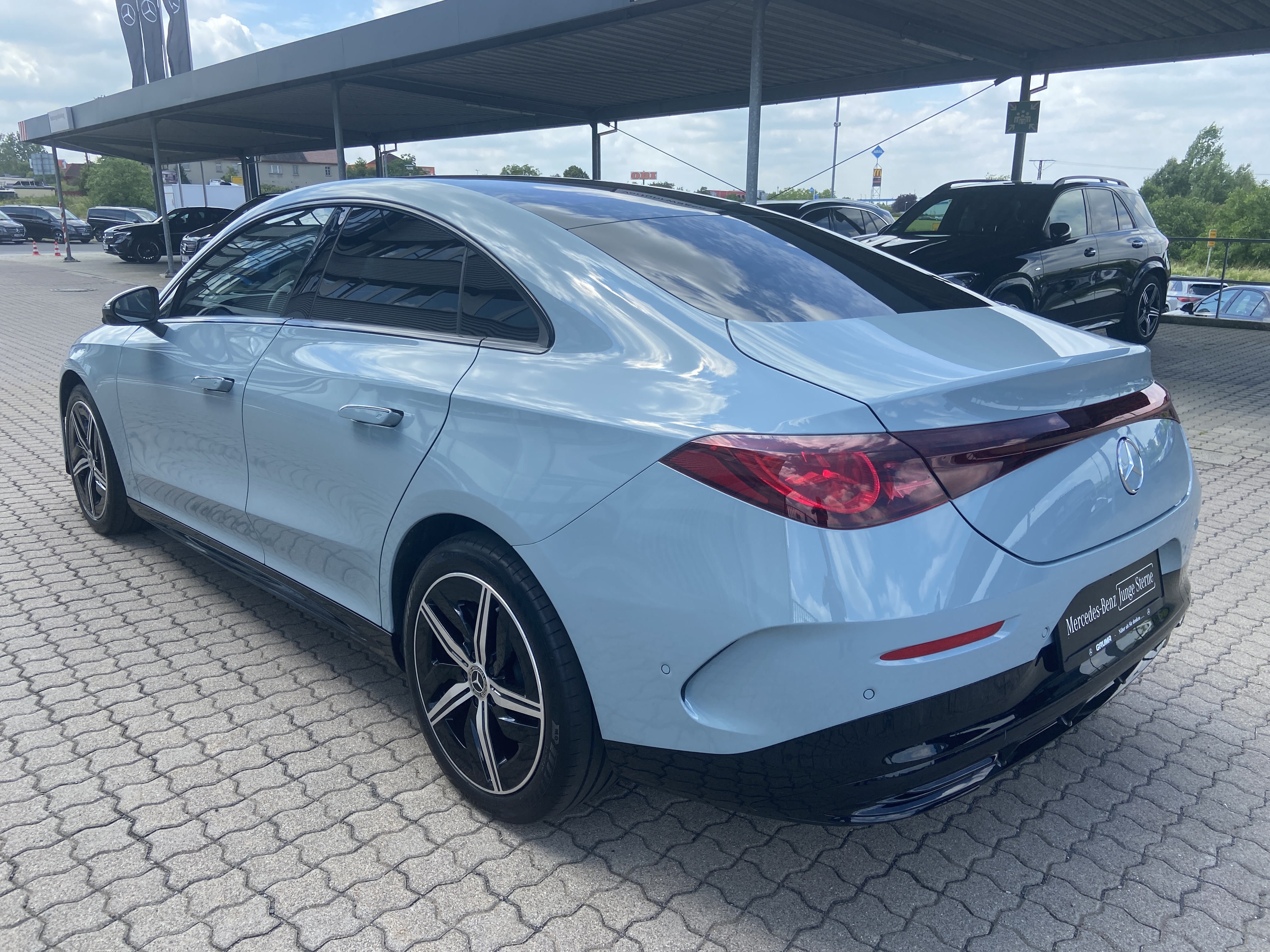 Mercedes-Benz CLA 250 +