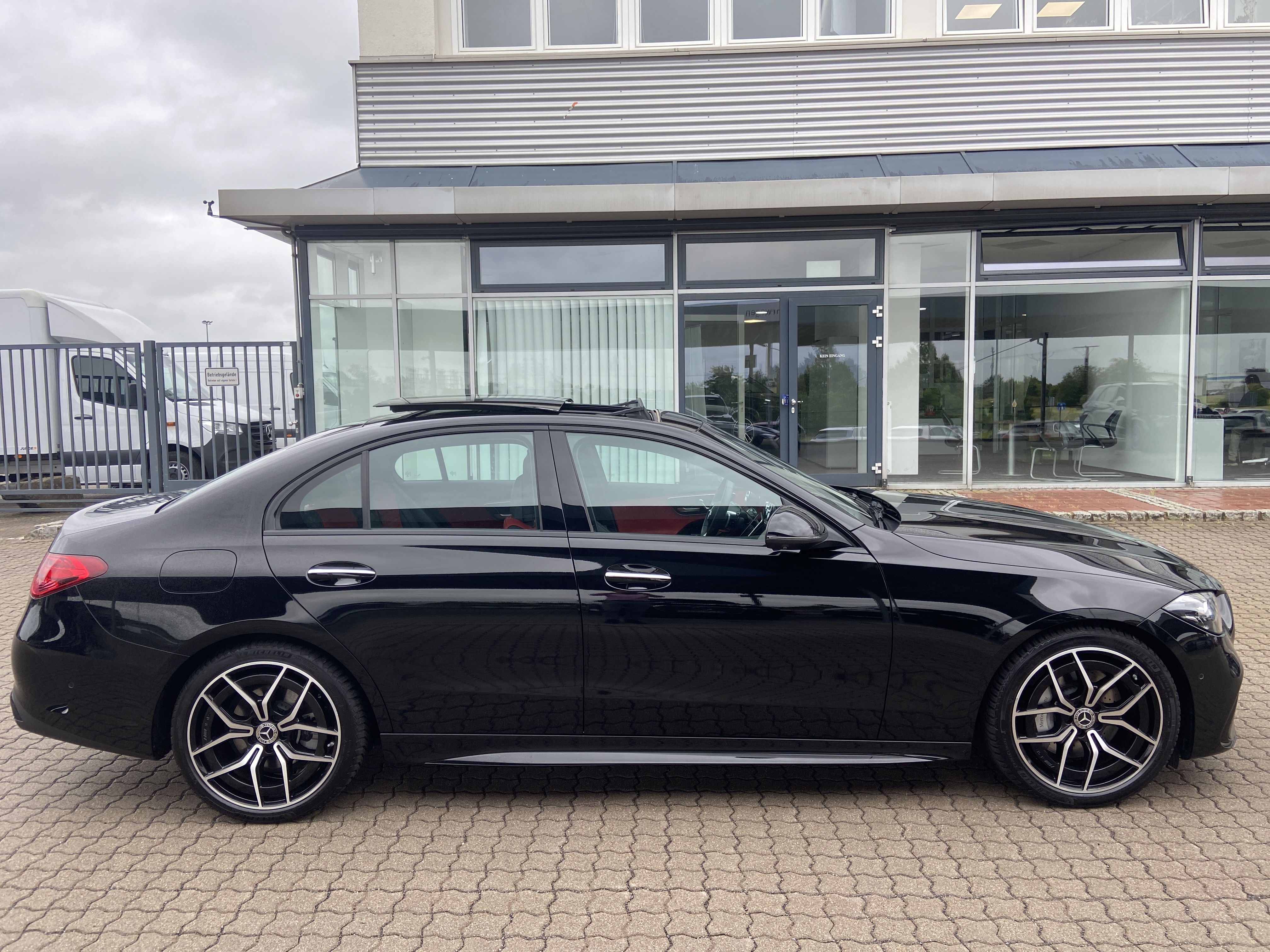 Mercedes-Benz C 200 