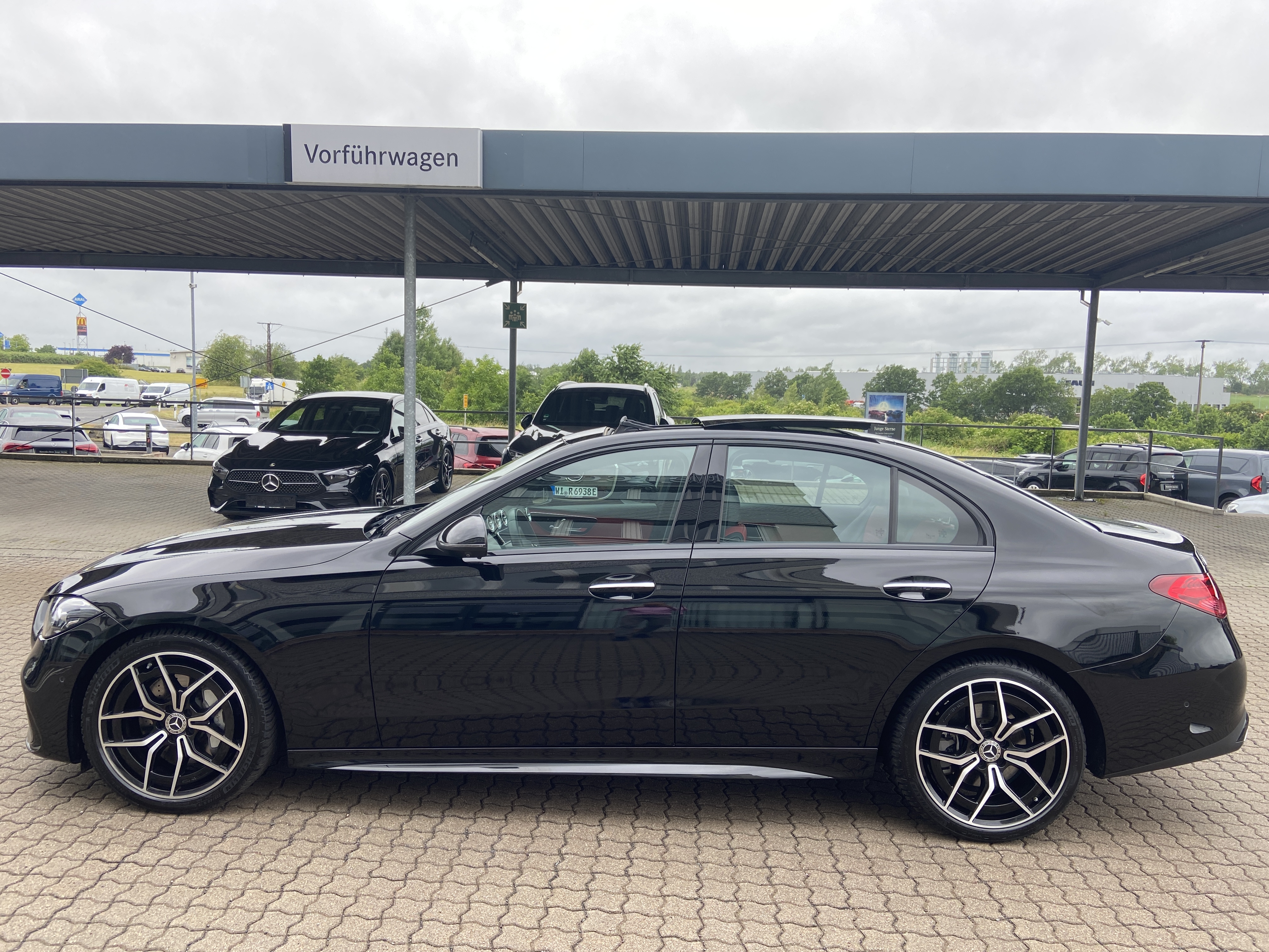 Mercedes-Benz C 200 