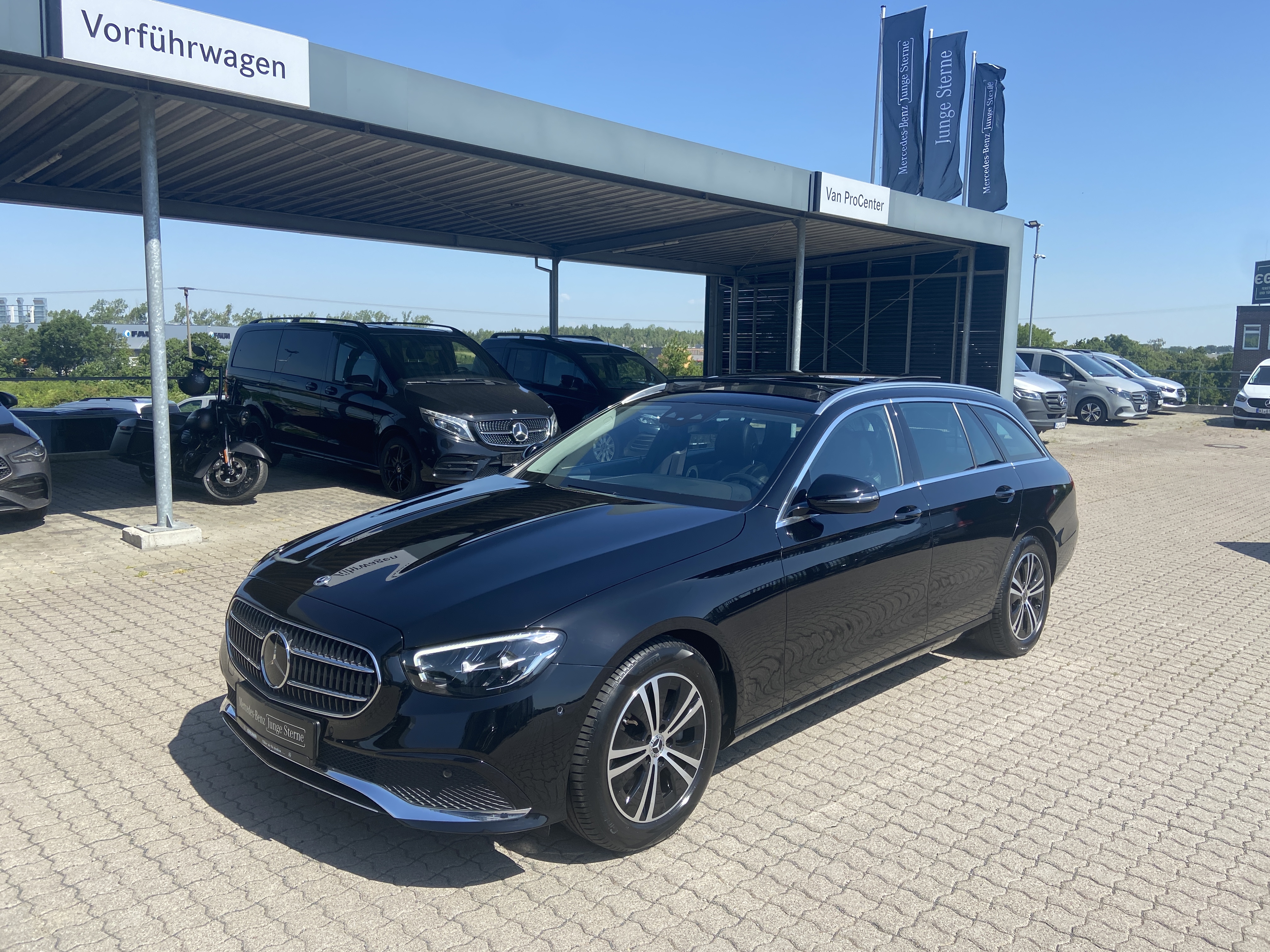 Mercedes-Benz E 220 d 4MATIC T
