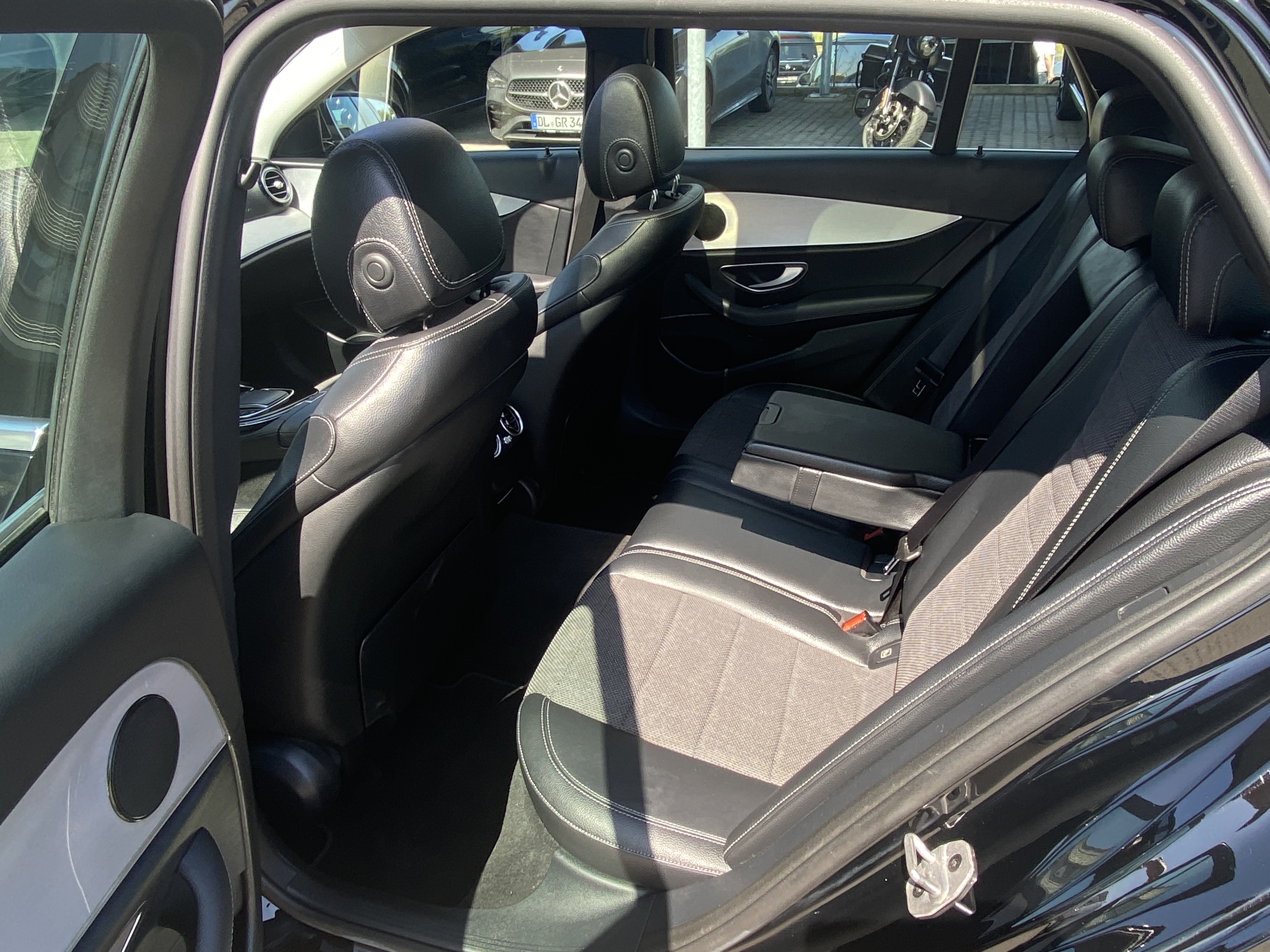 Mercedes-Benz E 220 d 4MATIC T