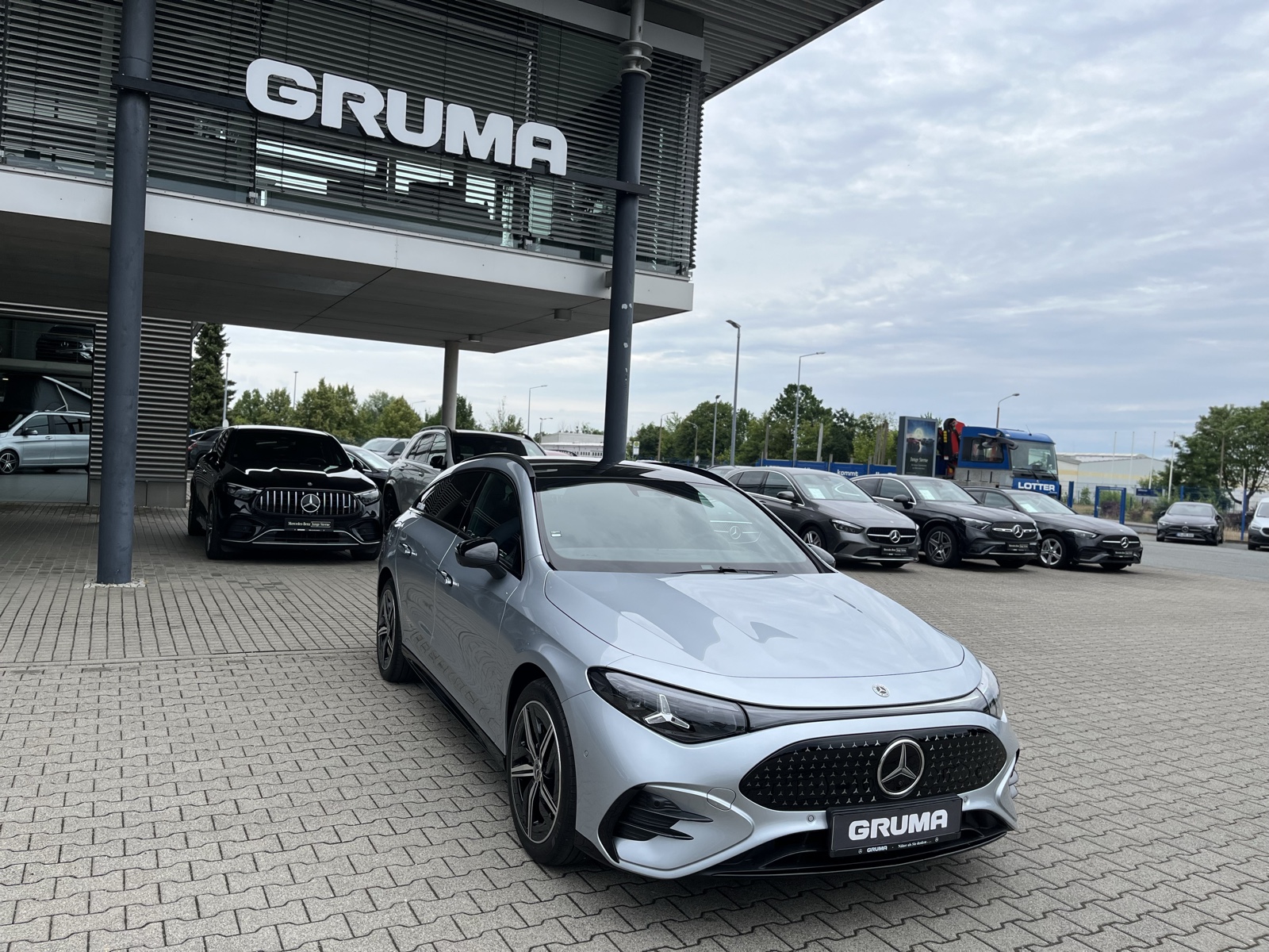 Mercedes-Benz CLA 250 + SB