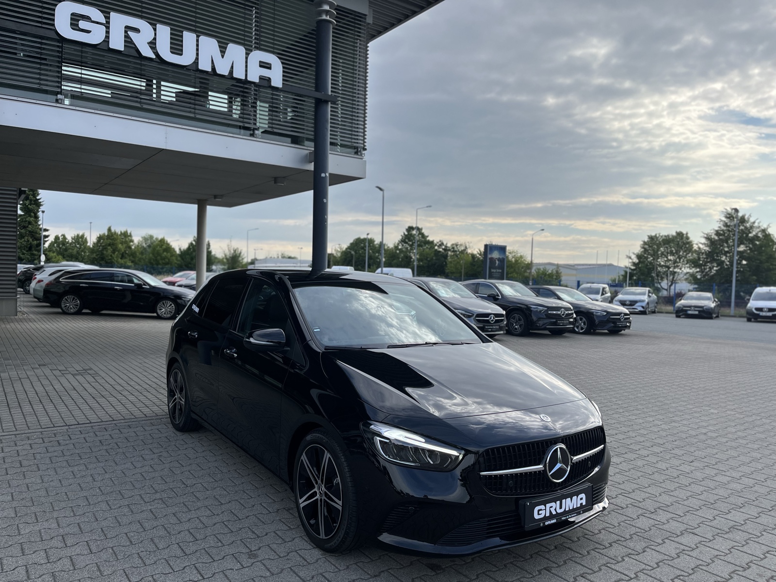 Mercedes-Benz B 200 