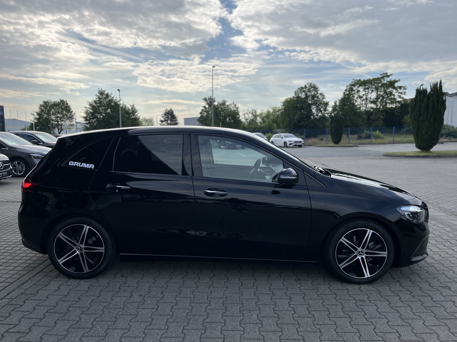 Mercedes-Benz B 200 