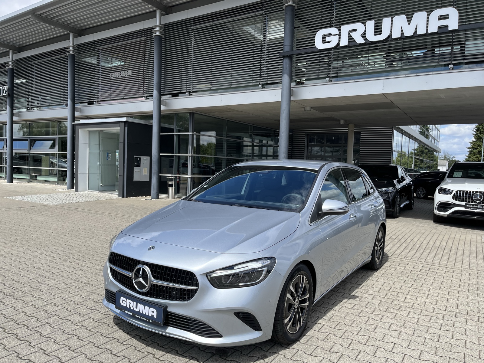 Mercedes-Benz B 200 