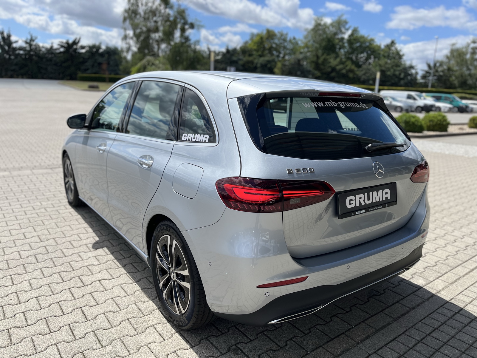 Mercedes-Benz B 200 