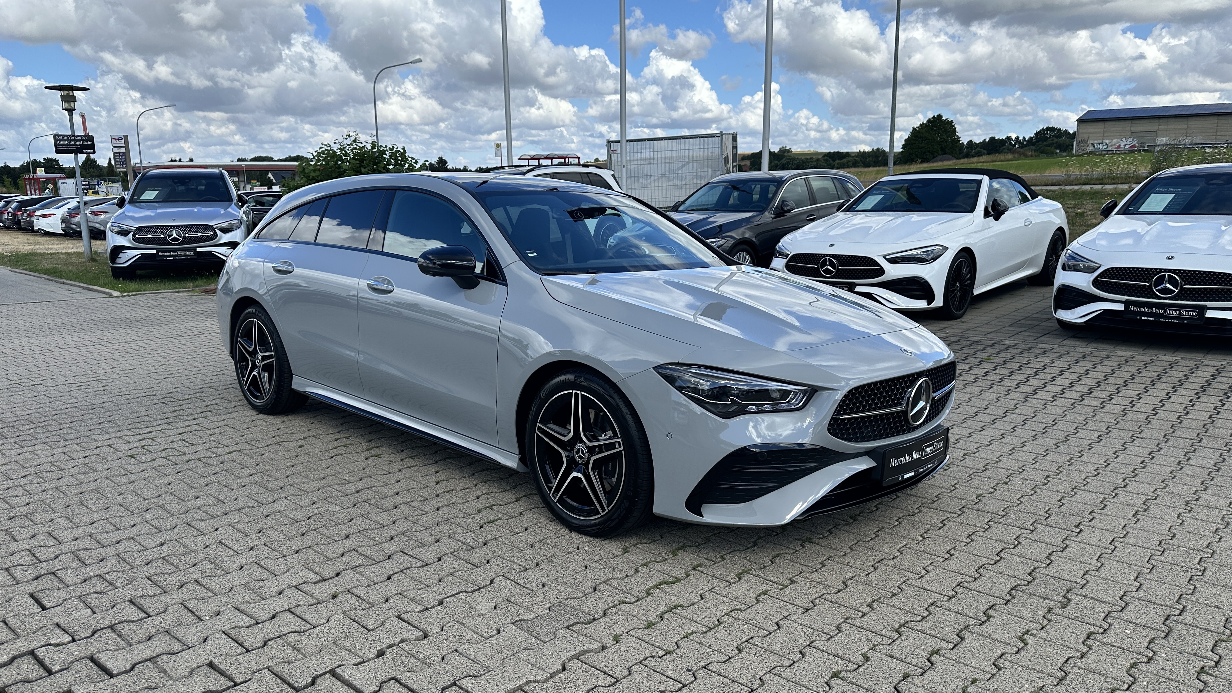 Mercedes-Benz CLA 220 Shooting Brake CLA 220d SB+SpecialEdition