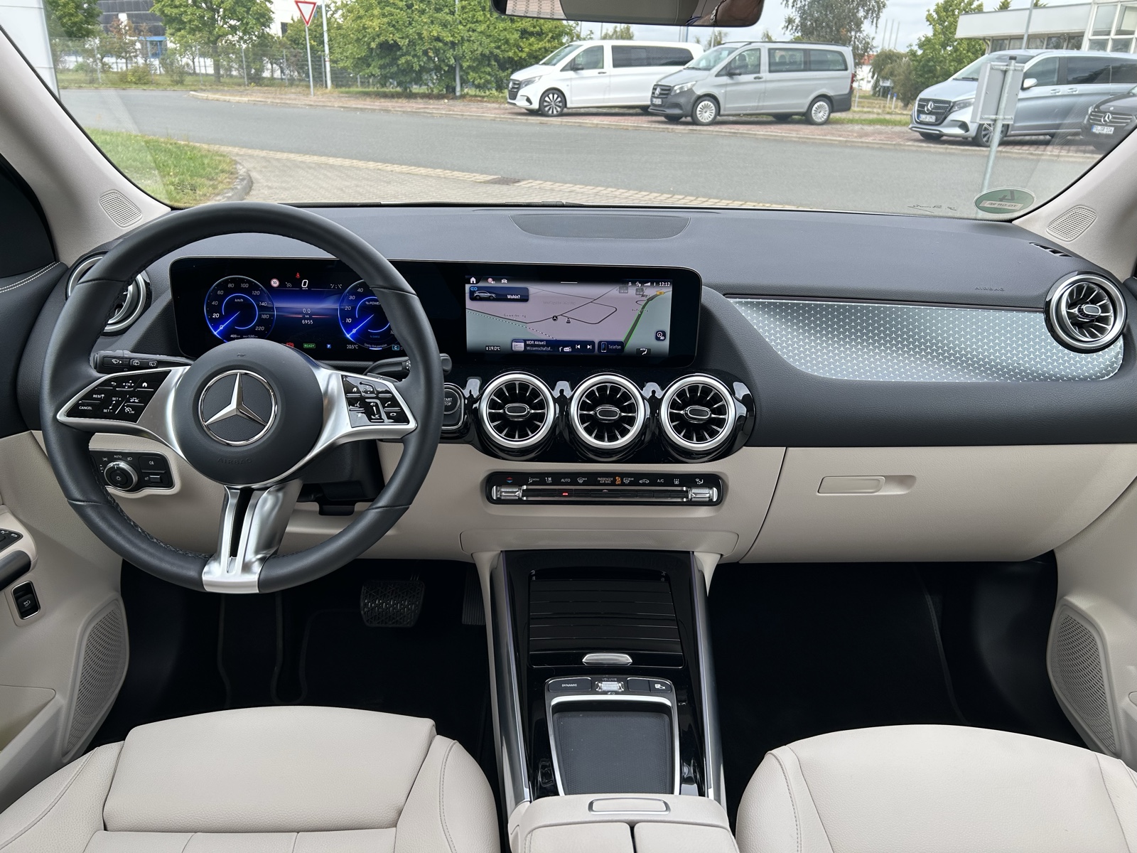 Mercedes-Benz EQA 250 +