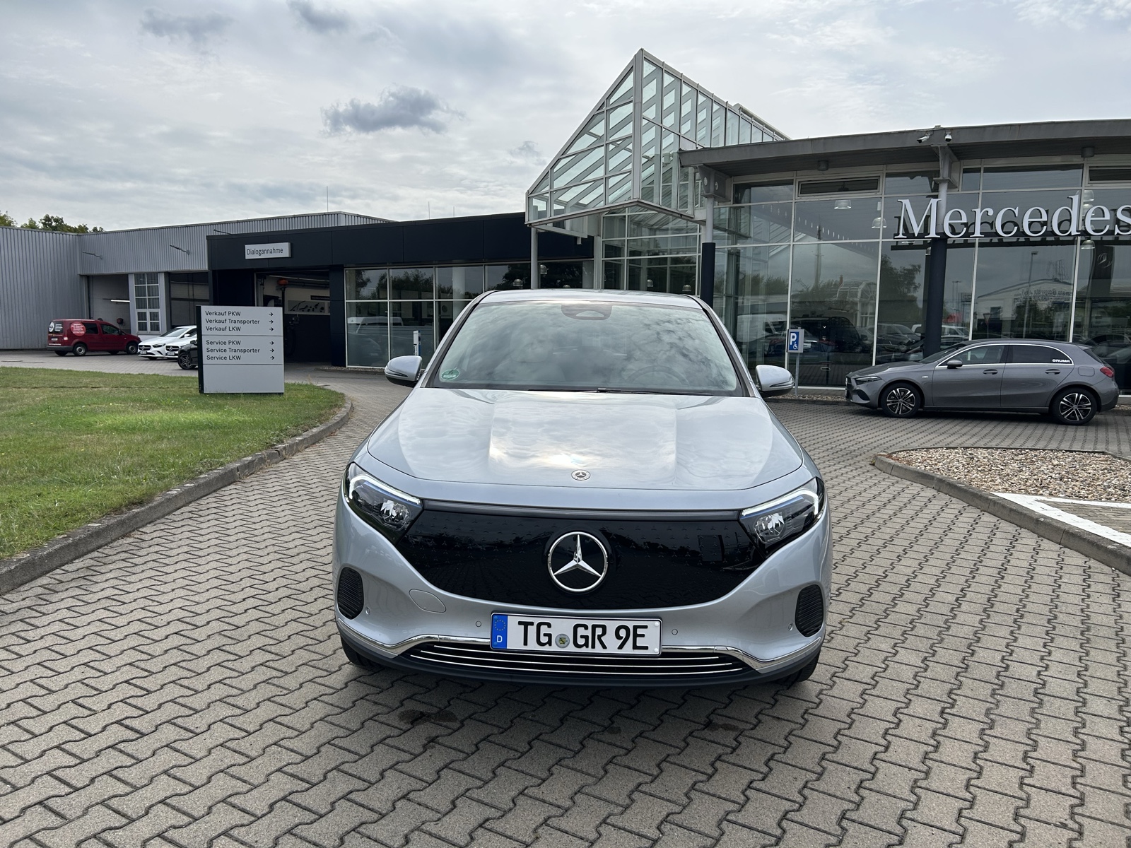 Mercedes-Benz EQA 250 +