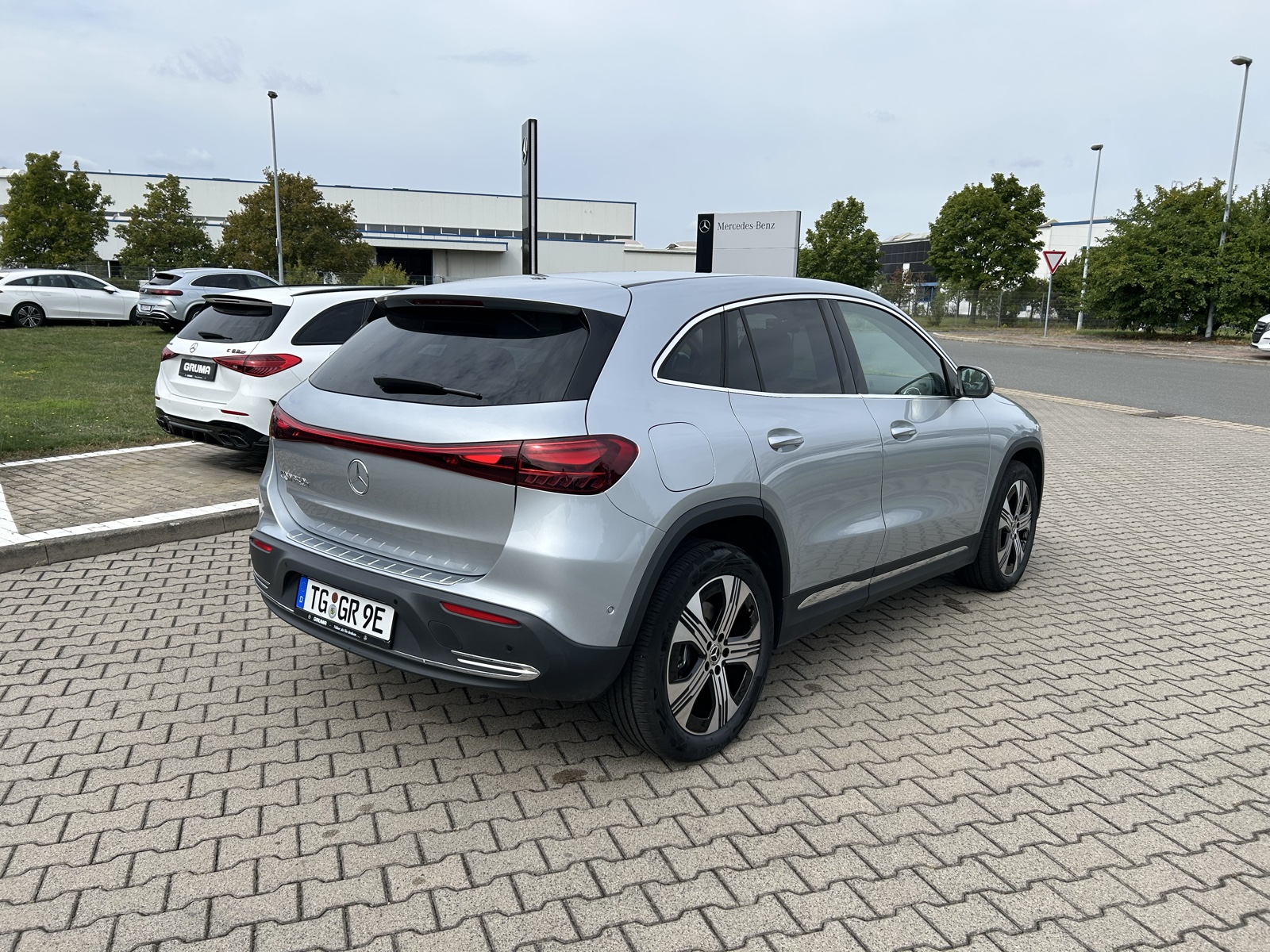 Mercedes-Benz EQA 250 +