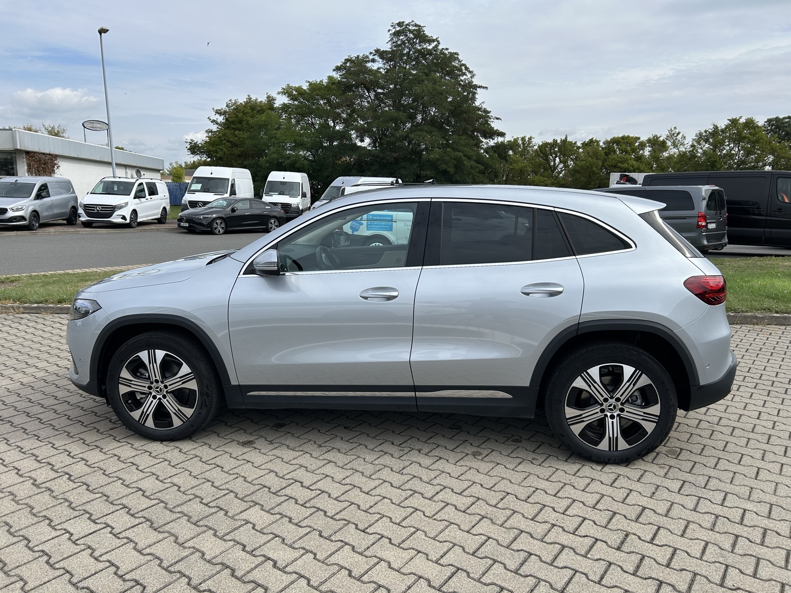 Mercedes-Benz EQA 250 +