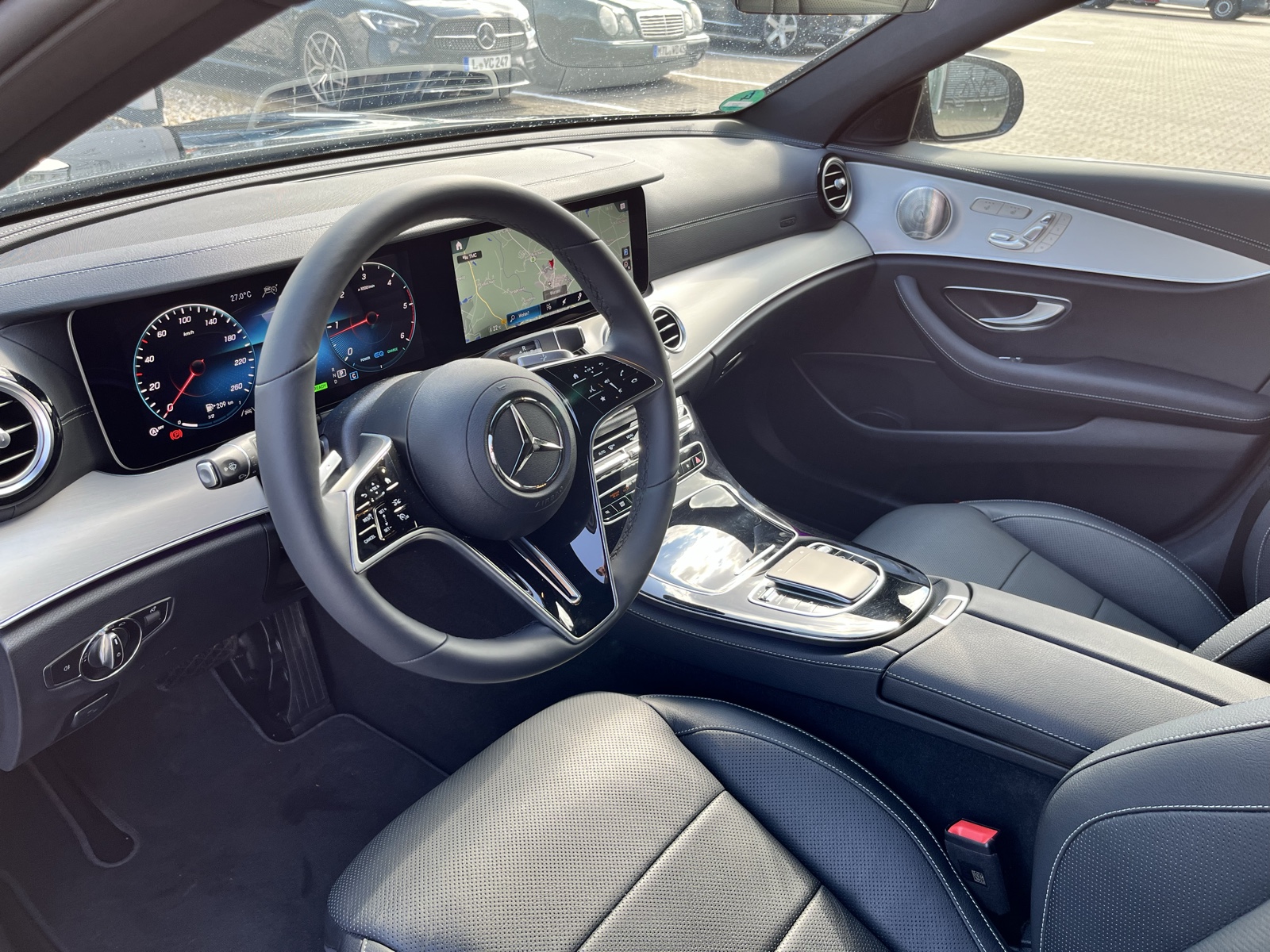 Mercedes-Benz E 220 dT AMG*
