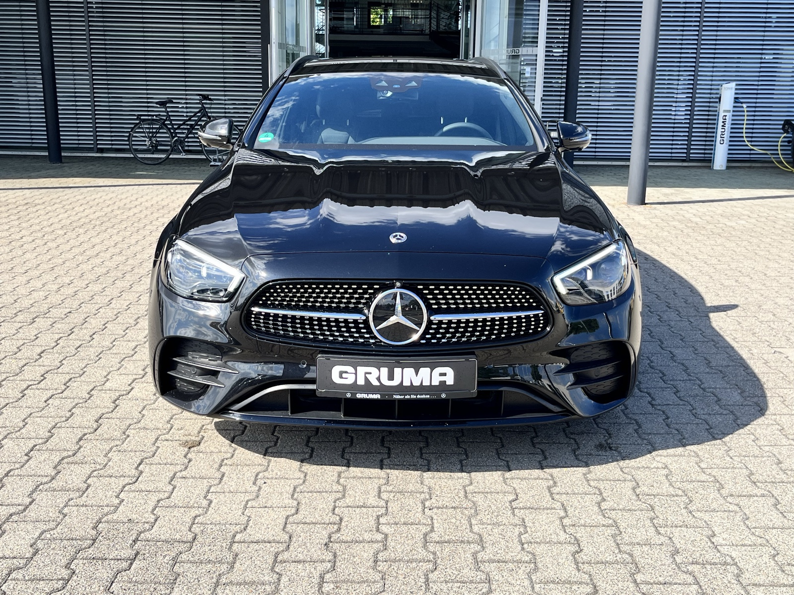 Mercedes-Benz E 220 dT AMG*