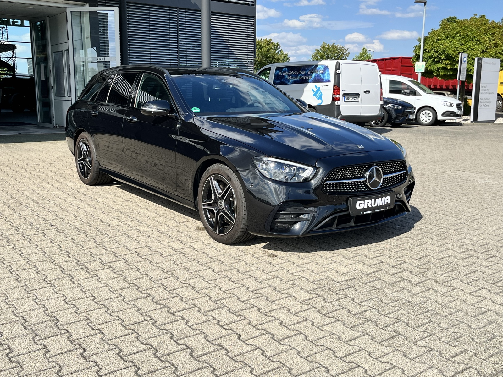 Mercedes-Benz E 220 dT AMG*