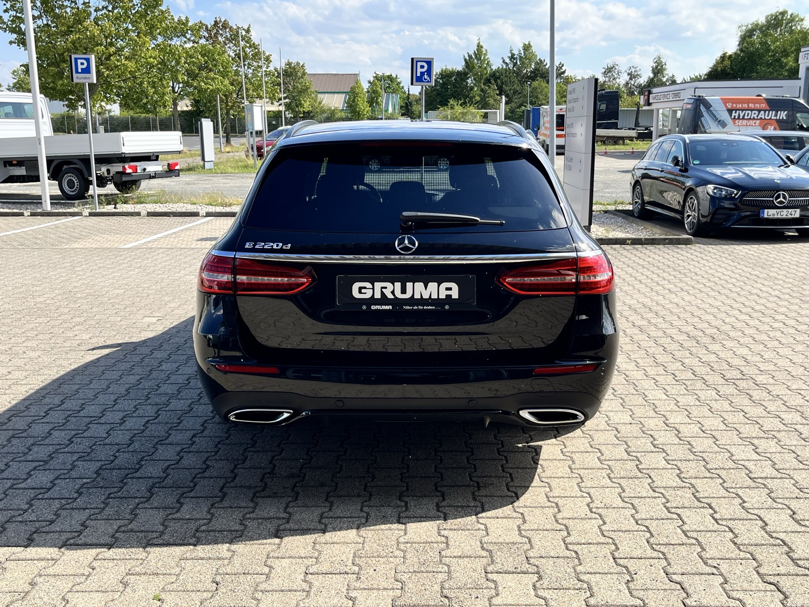 Mercedes-Benz E 220 dT AMG*