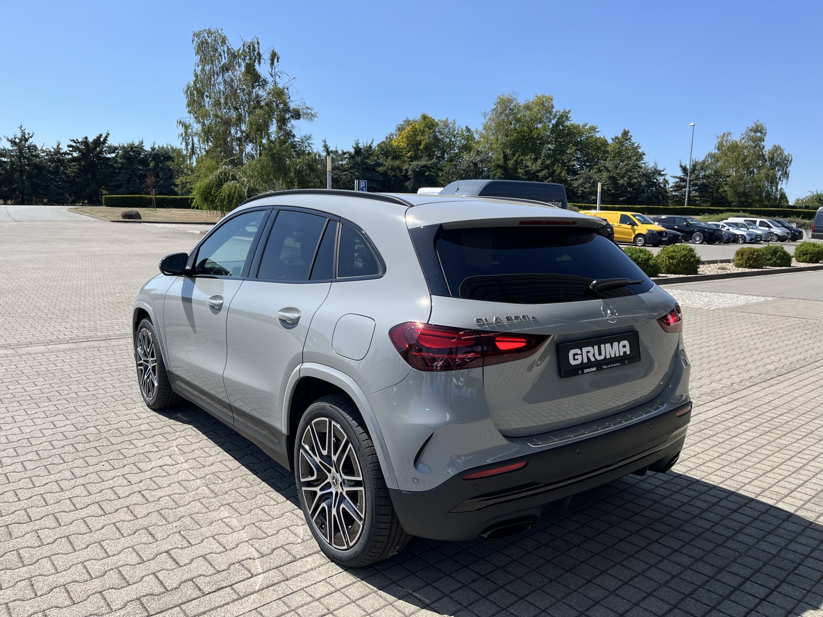 Mercedes-Benz GLA 250 e mit EQ Hybrid Technologie