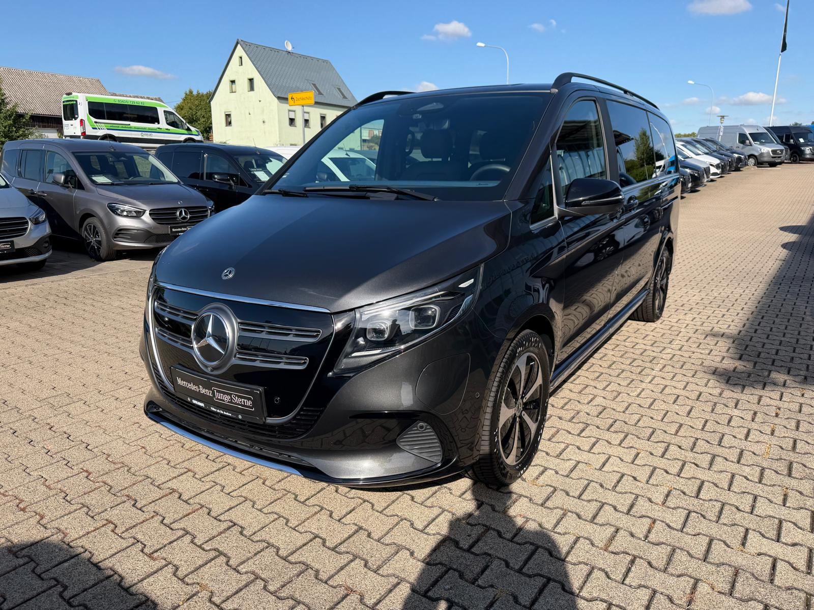 Mercedes-Benz EQV 300 lang Avantgarde