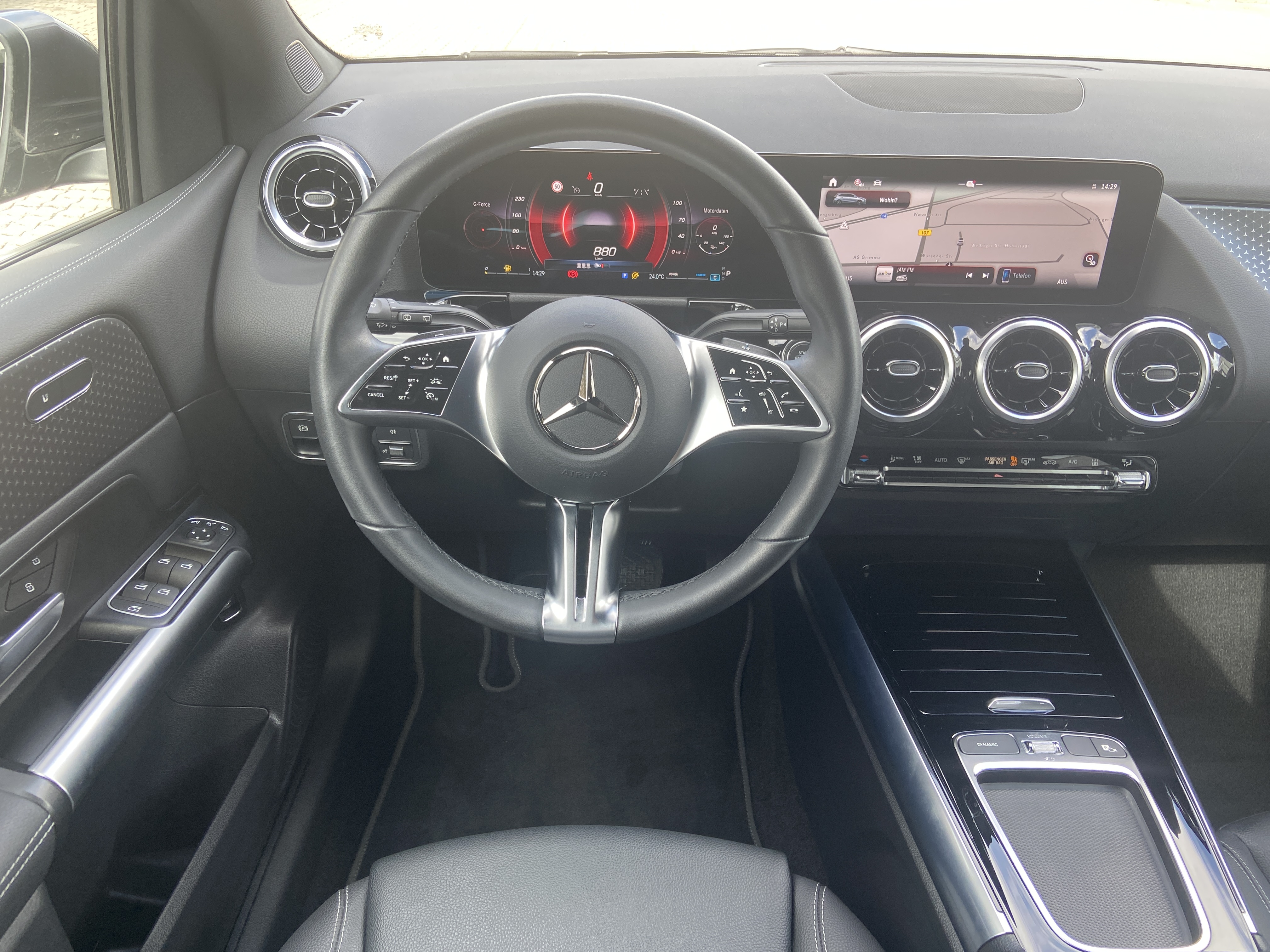 Mercedes-Benz B 180 