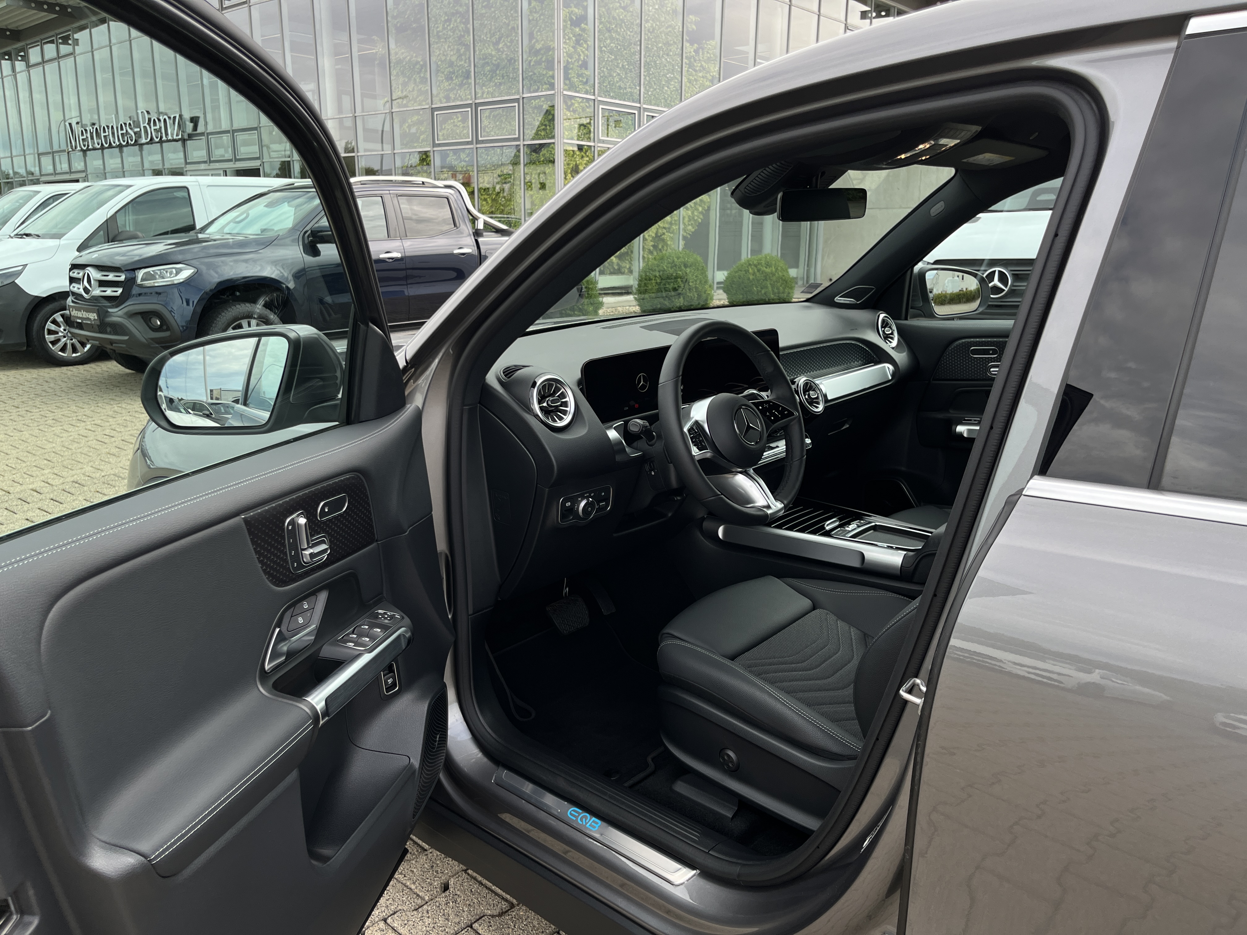 Mercedes-Benz EQB 250 +