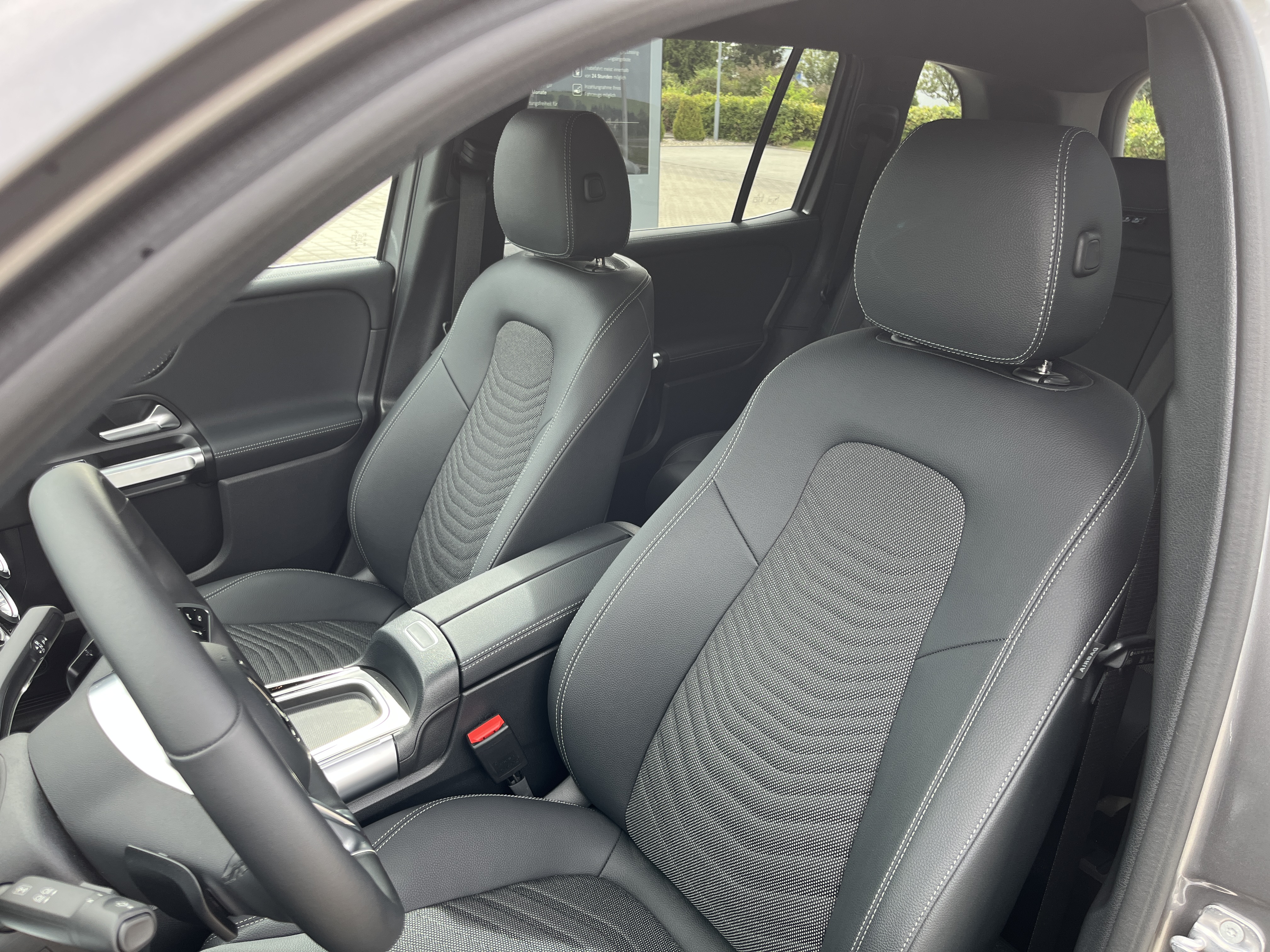 Mercedes-Benz EQB 250 +