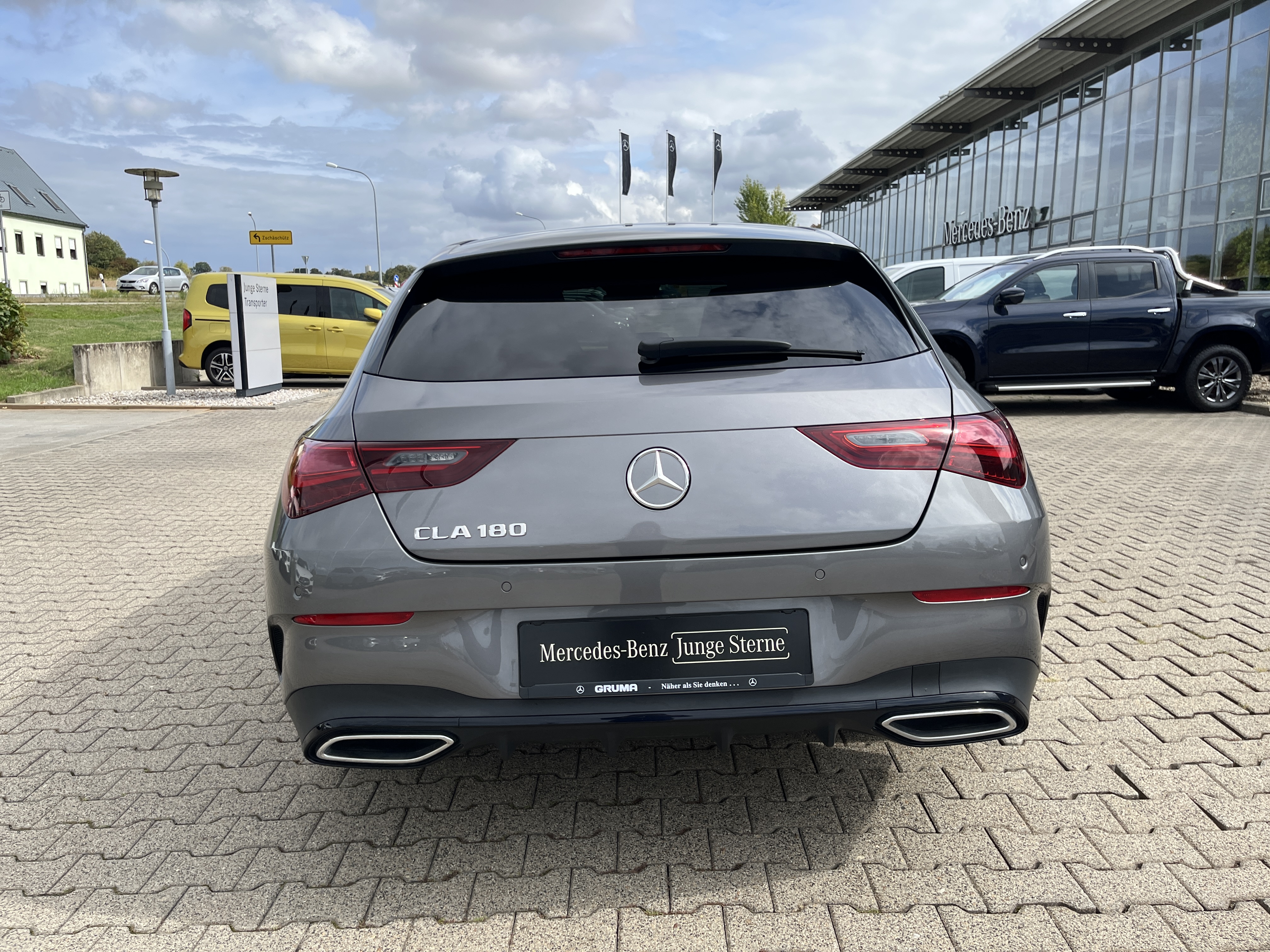Mercedes-Benz CLA 180 Shooting Brake 